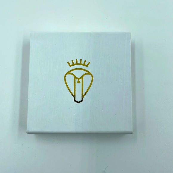 Battington Monroe 3D Silk Lashes (NWT) - Picture 2 of 4